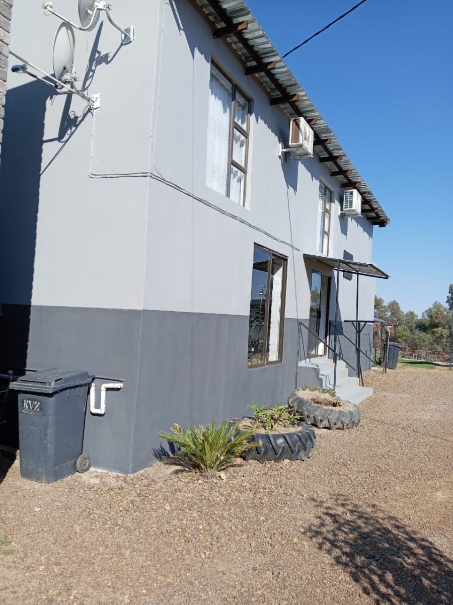  Bedroom Property for Sale in Bloemhof North West